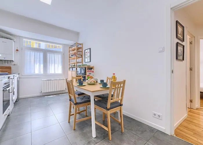 Iturribide Pintxos Old Town Apartment