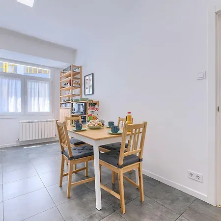 Iturribide Pintxos Old Town Апартаменти